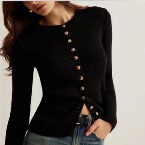 Commense button down skinny knit top